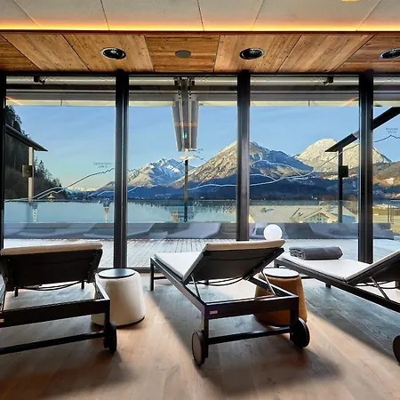 Ξενοδοχείο Post 4*