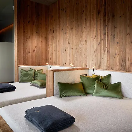 Gasthof-hotel Post Hotel 4*