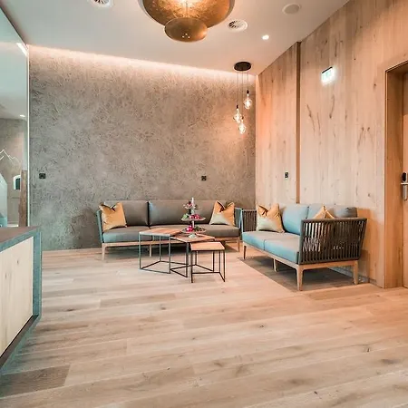 Hotel Post 4*