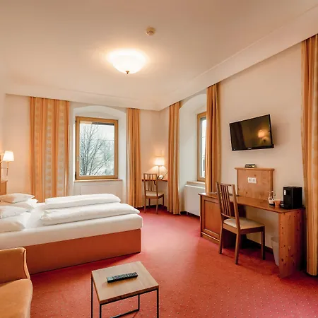 Post Ξενοδοχείο Strass im Zillertal