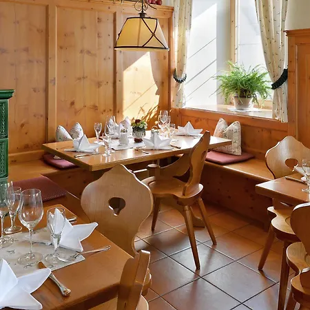 Hotel Gasthof-hotel Post 4*