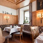 Hotel Post 4*