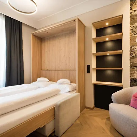 Post Strass im Zillertal