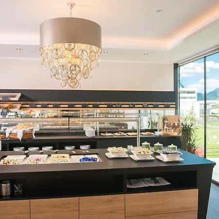 Post Hotel Strass im Zillertal